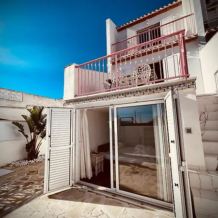 Casa Terranova Beachhouse * オリーバ