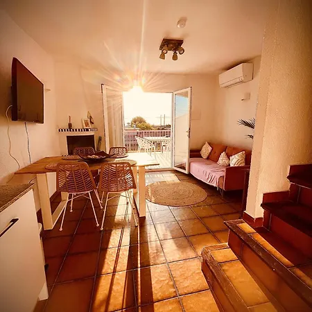 別荘 Casa Terranova Beachhouse オリーバ